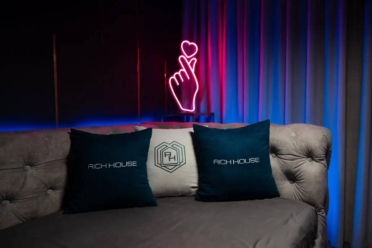 Интерьер вебкам студии Rich House